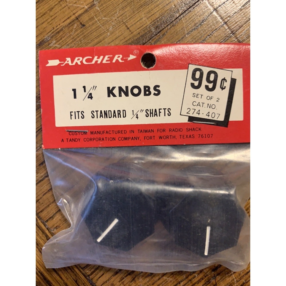 2 Vintage Archer RadioShack Radio Amp  Knobs Dials Parts New‎ Old Stock 274-407